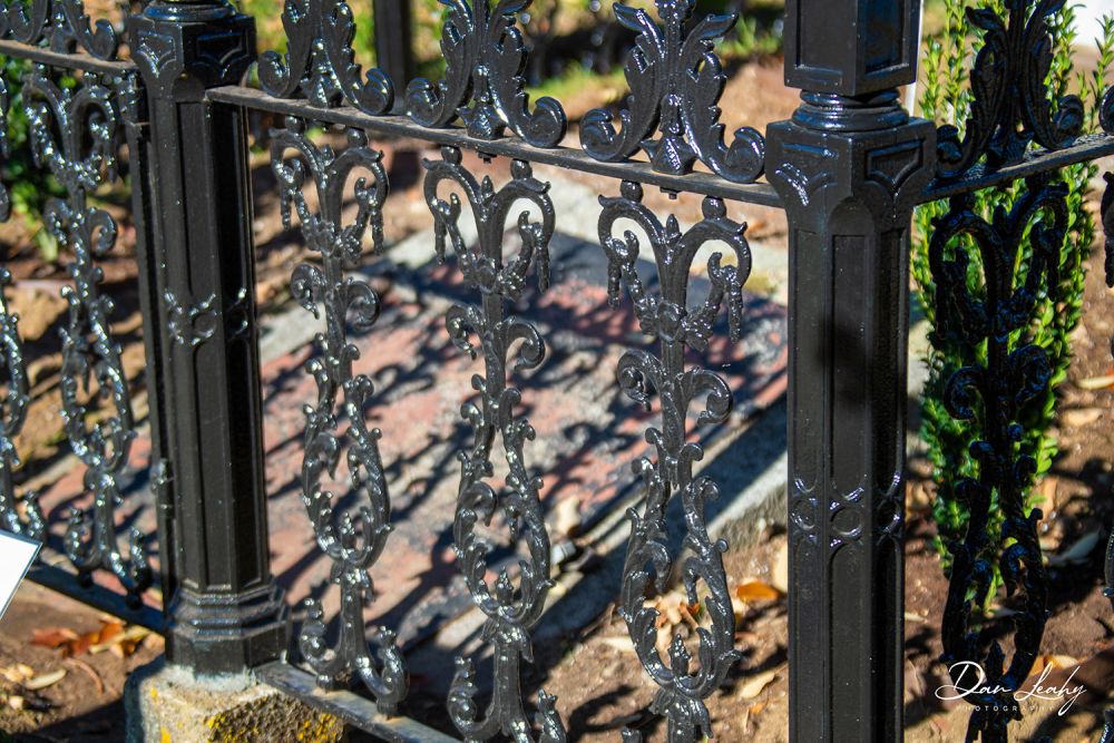 Ezekiel Wallis family plot fence detail