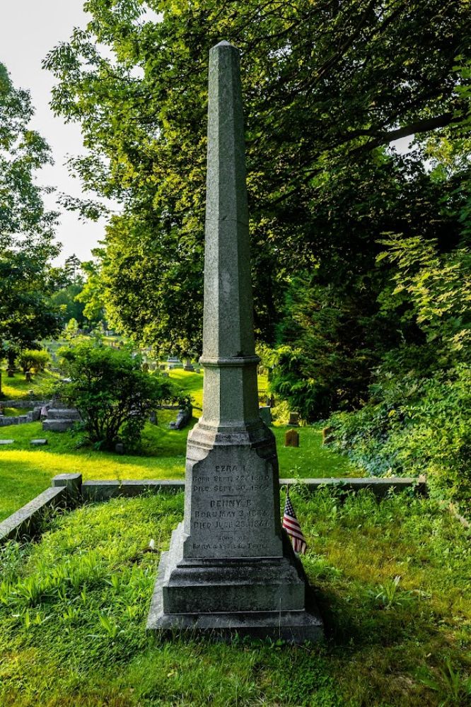 Ezra Towle monument