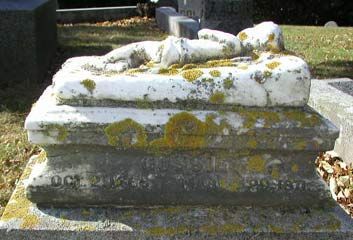 Cohasset Central Cemetery - Lulu, Jennie, Linda Tower