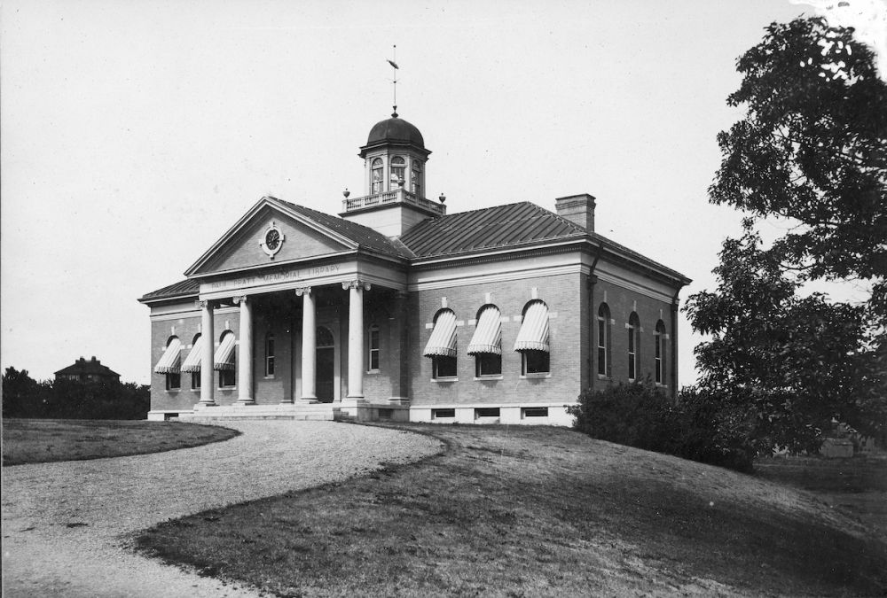 Nichols - Original Paul Pratt Library