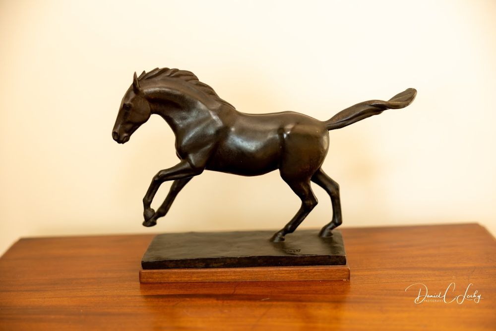 Bronze horse statue by Richardson White