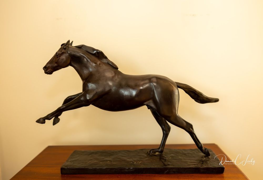 Bronze horse statue by Richardson White